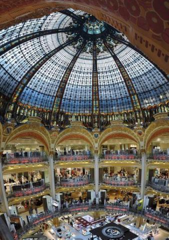 Paříž_a_Versailles_galerie-lafayette-10.jpeg