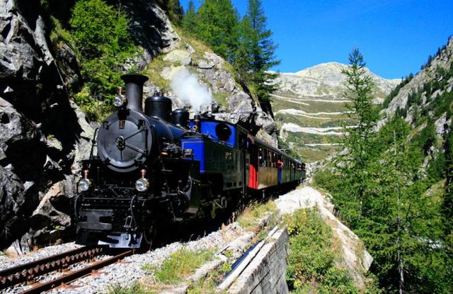 Oberwald-Gletsch.JPG