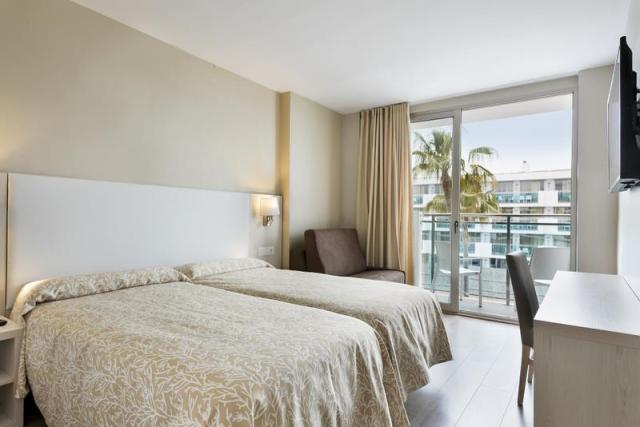best-maritim-2017-standard-room_34286783180_o
