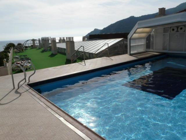 Alfaz-KaktusAlbir-roofpool-41