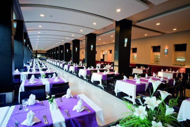 Turecko-Limak-Atlantis-restaurant-14100