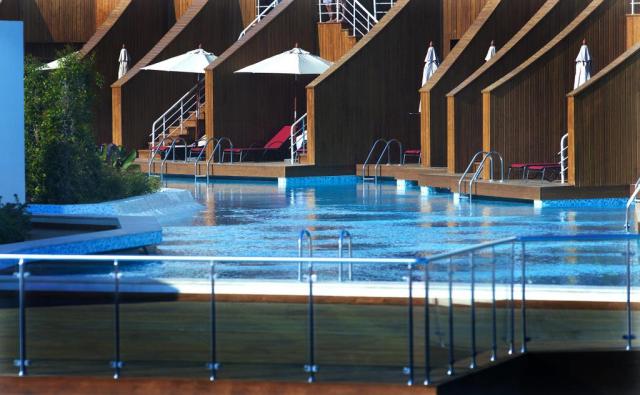Turecko-Belek-Cornelia-Diamond-Lake-Family-Pool-14