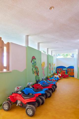 VSO_Tugi_Kids_World_5
