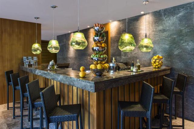 RegnumCarya_ZingBar