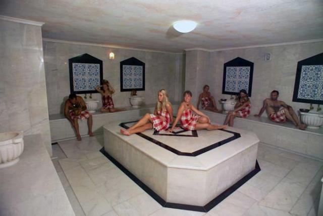 Kleopatra-Royal-Palm-2014-hammam