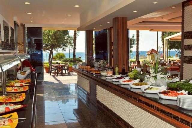 Kleopatra-Ada-beach-restaurant