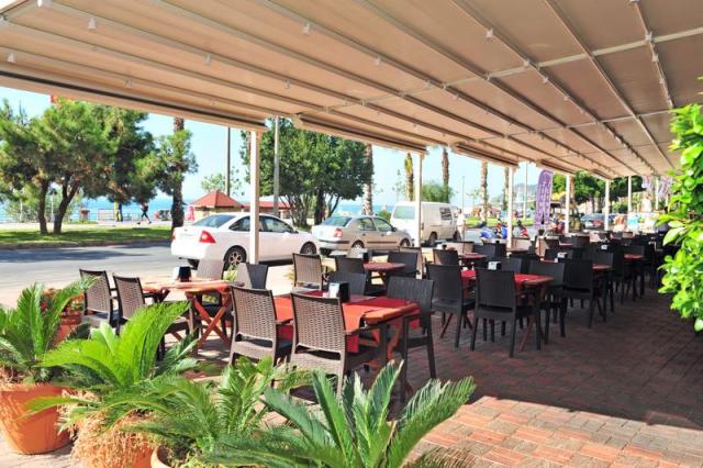 Kleopatra-Ada-beach-restaurant--outdoor-2