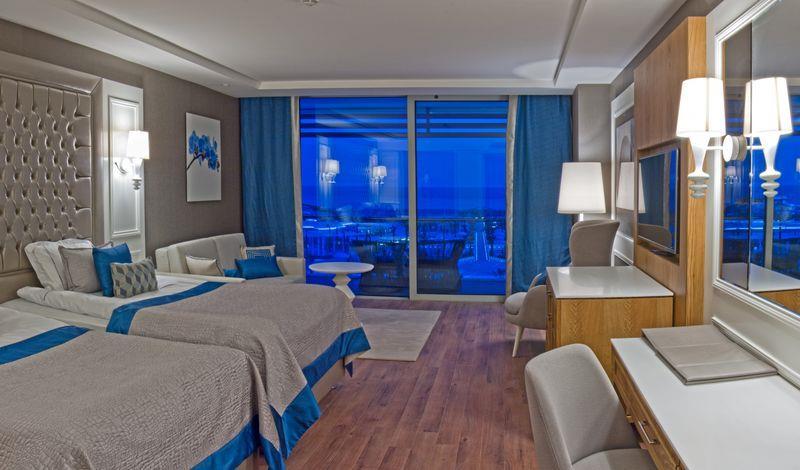 Sueno-Deluxe-Belek-room-1555