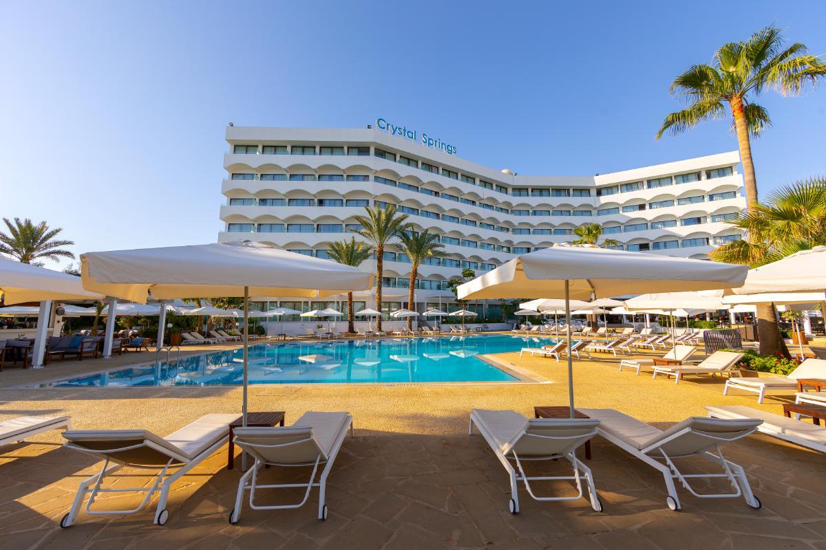 Crystak_hotel1_SPY_2901