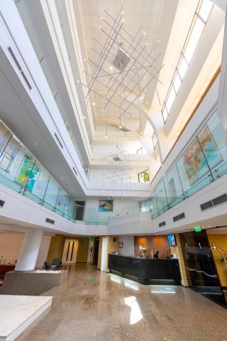 Crystal_atrium_SPY_3614