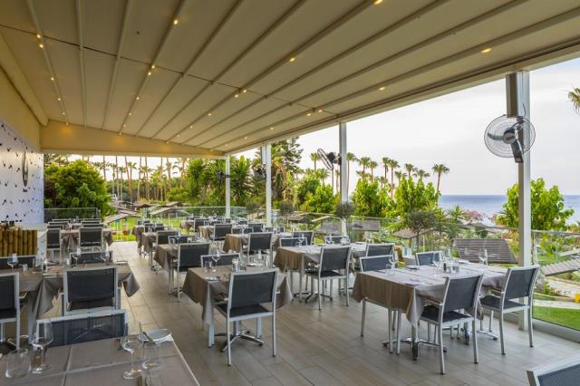 cavo maris beach food (5)