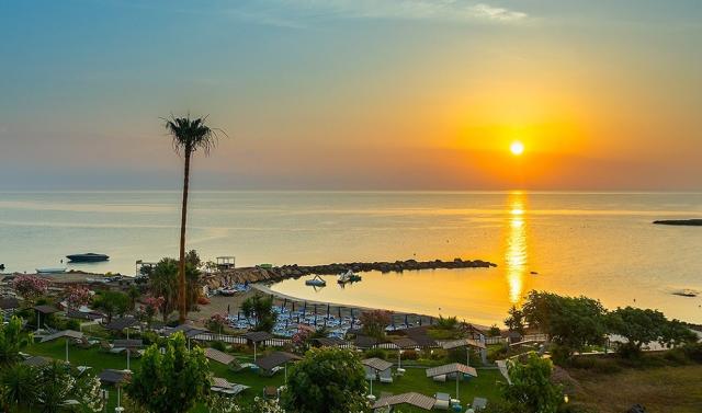 cavo maris beach ext (6)