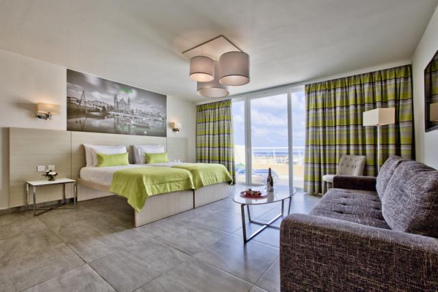Executive Room 2
