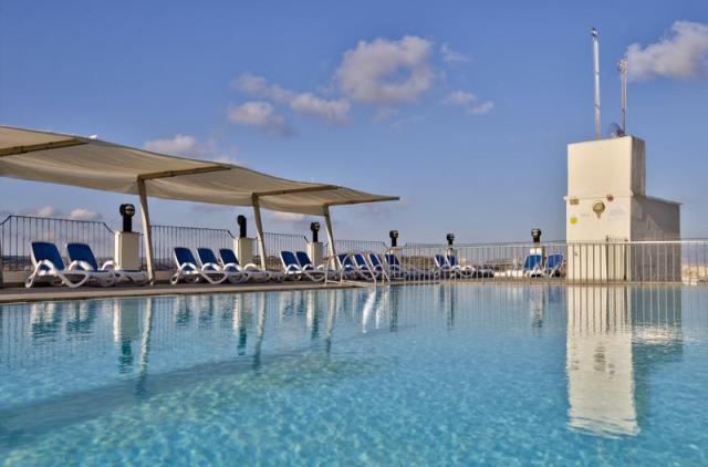 santana-pool-003-2