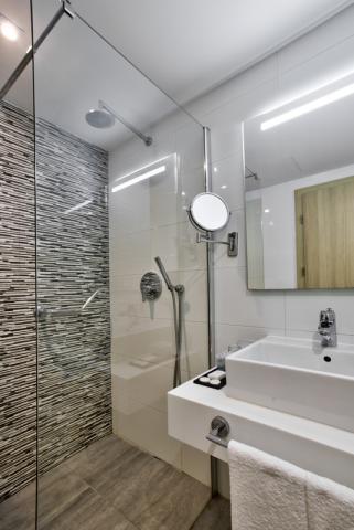 comfort room bathroom