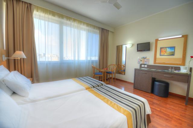 Standard Room (11)