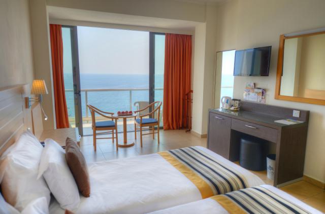 Seaview Room (4)