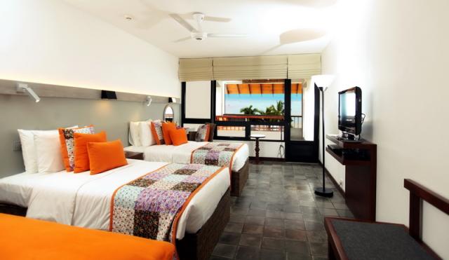 Sri-Lanka-Chaaya-Tranz-Hikkaduwa-superior-room-162.JPG