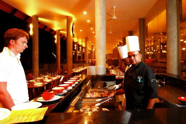 Sri-Lanka-Chaaya-Tranz-Hikkaduwa-restaurant-1645.JPG