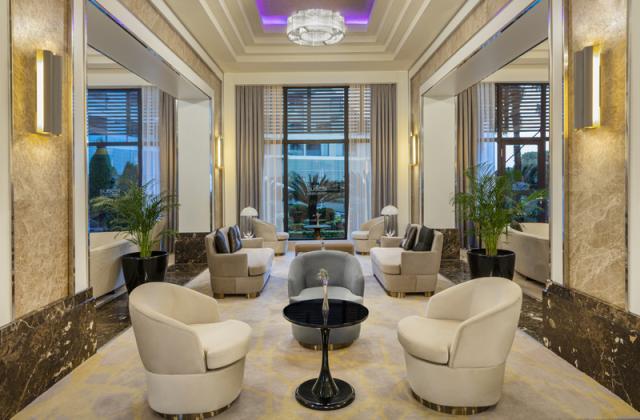 1 - Lobby