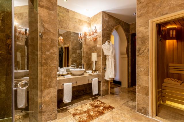 SUSAM VILLA BATHROOM 2