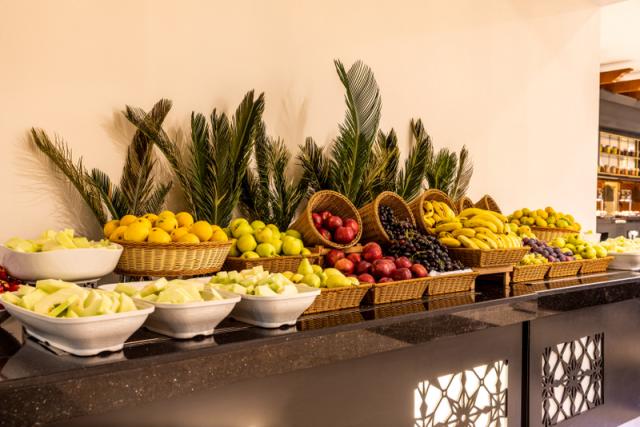 MAIN RESTAURANT  FRUITS BUFET