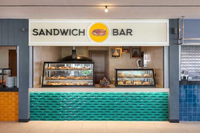 foodcourtareasandwichbar_1