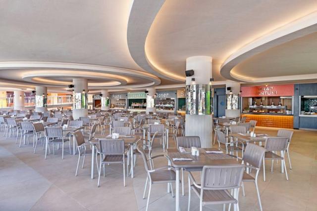 foodcourtsittingarea_1