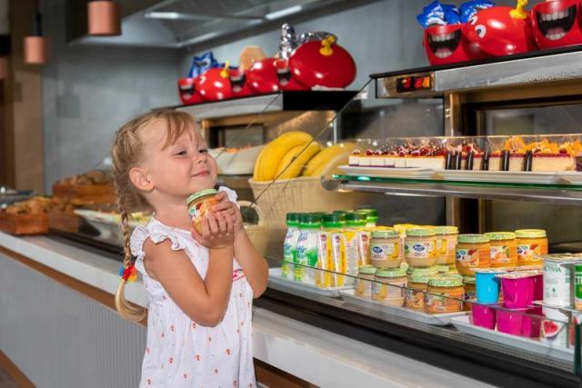 kidsrestauranthappybaby_1