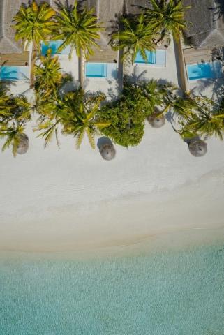 Anantara Dhigu 6-pool vila (1)