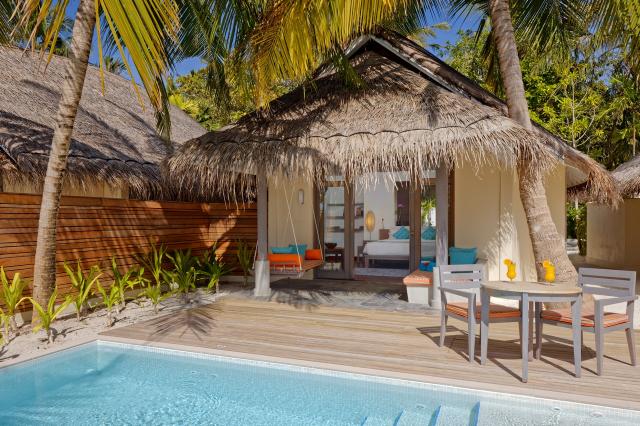 Anantara Dhigu 6-pool vila (4)