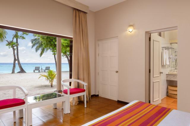 Adaaran Club Rannalhi 8 classic room (3)