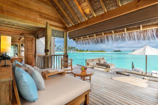 Gili Lankanfushi Maldives 8 villa suite (1)