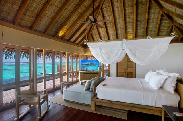 Gili Lankanfushi Maldives 10 OWV (3)
