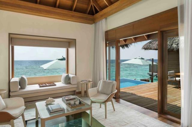 Huvafen Fushi 11 OWB (1)