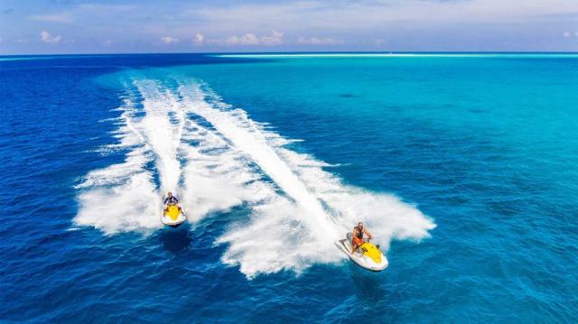 Hurawalhi Island fac1 (11)
