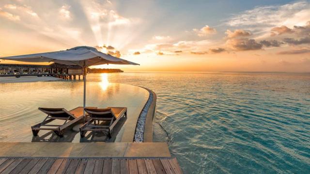 Hurawalhi Island ext1 (5)