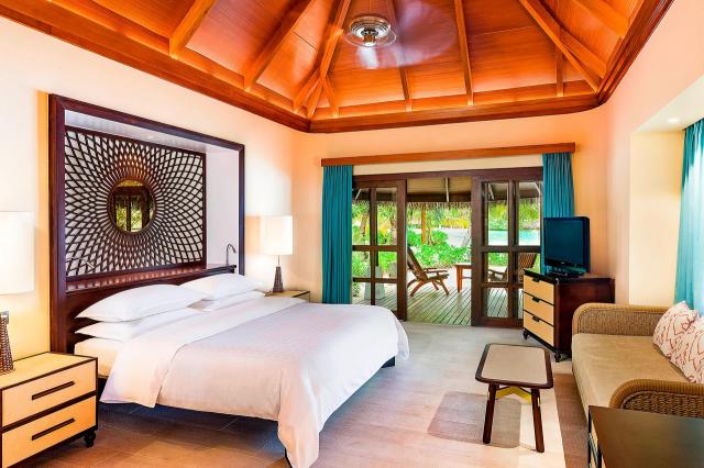 Sheraton Maldives Full Moon 10 BVPool (2)
