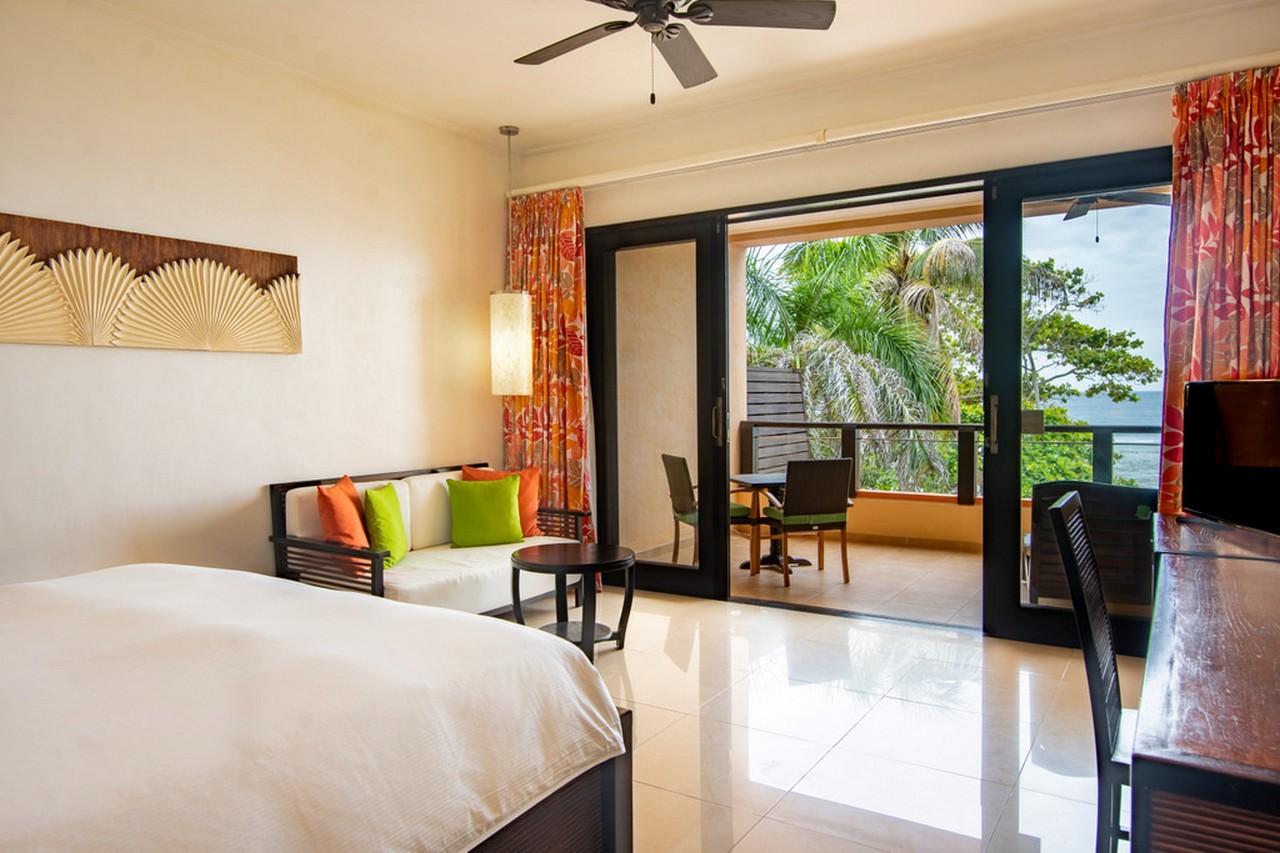 DT-Hilton Seychelles Allamanda 8 DLX (3)