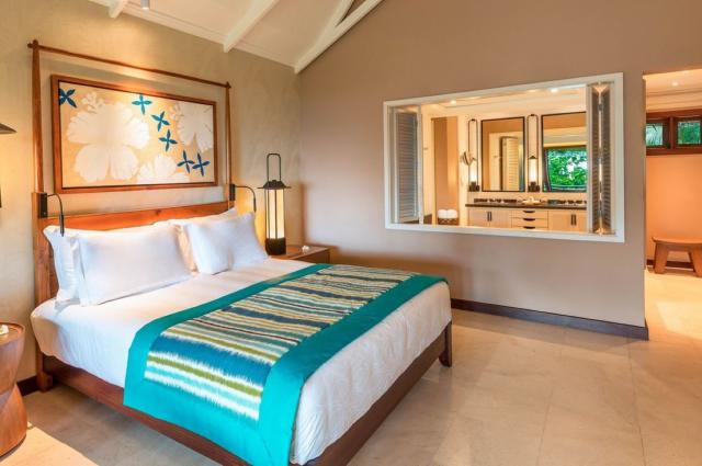 Constance Lémuria Resort 7 junior suit (4)