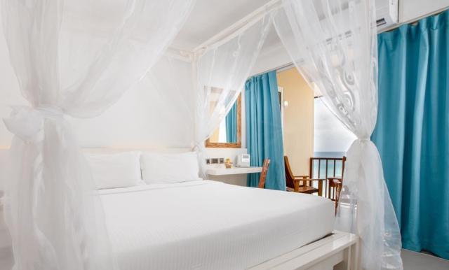 Coral Strand rooms5