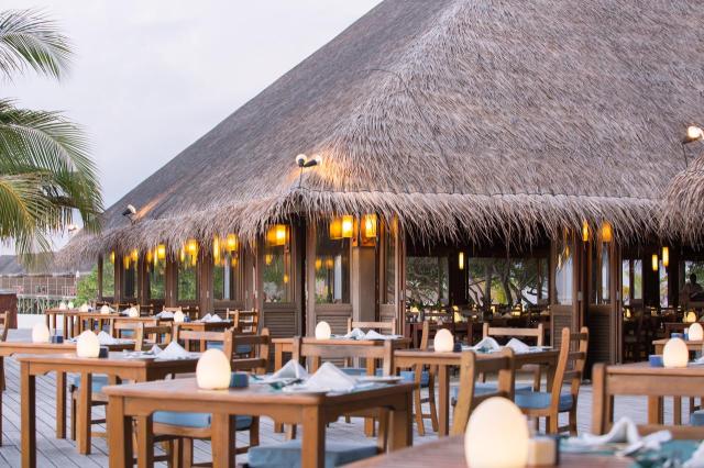 Meeru Island food1 (1)