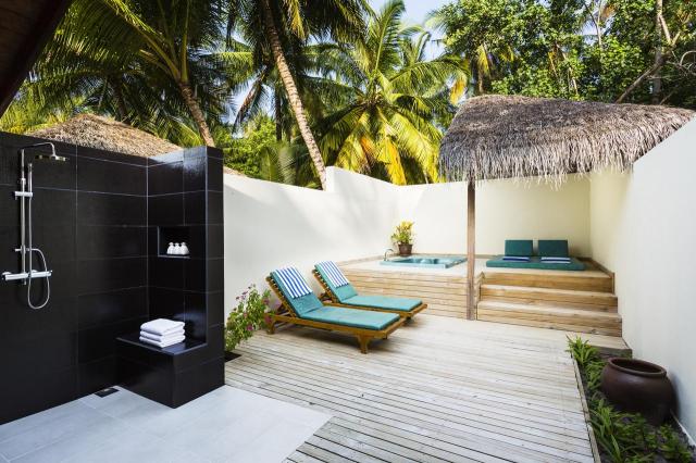 Meeru Island r3-beach v (4)