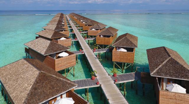 Meeru Island r4-water vila (1).png
