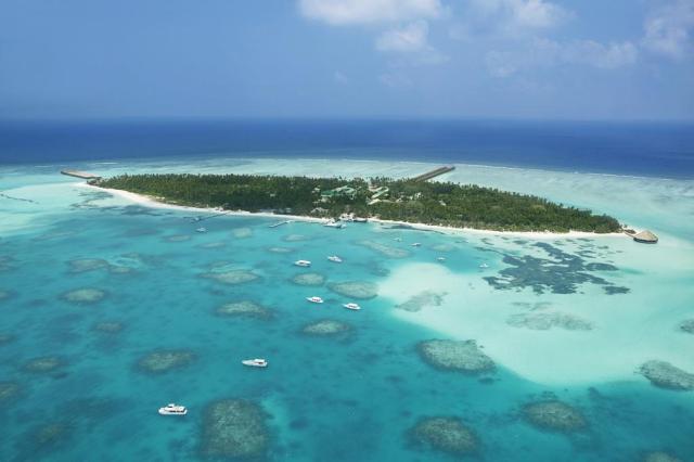 Meeru Island ext1 (4)