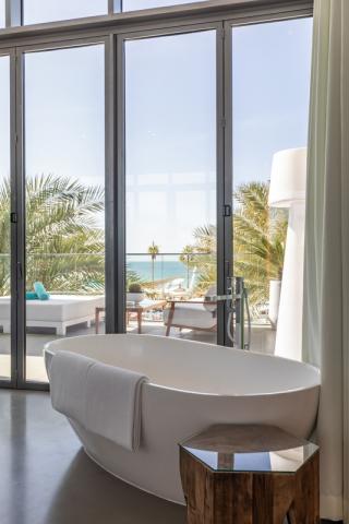 Celebration Suite_Bath