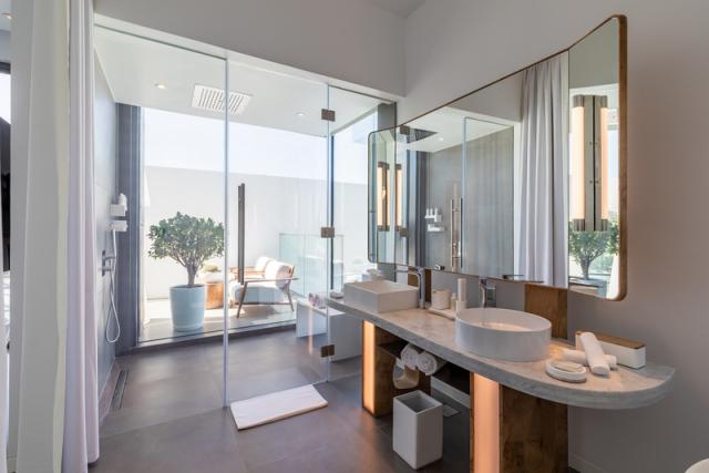 Celebration Suite_Bathroom