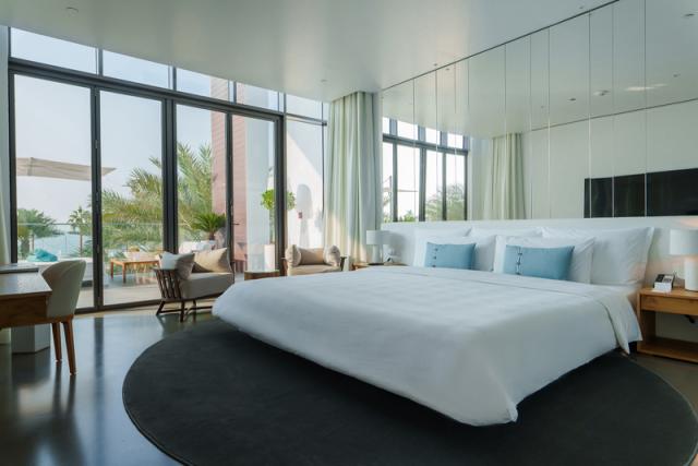 Celebration-Suite_Master-Bedroom