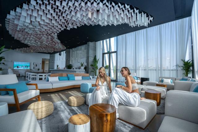 Celebration Suite_Lifestyle