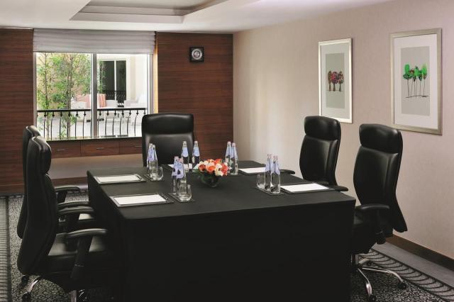 Avani Deira Dubai Hotel 2 (4)